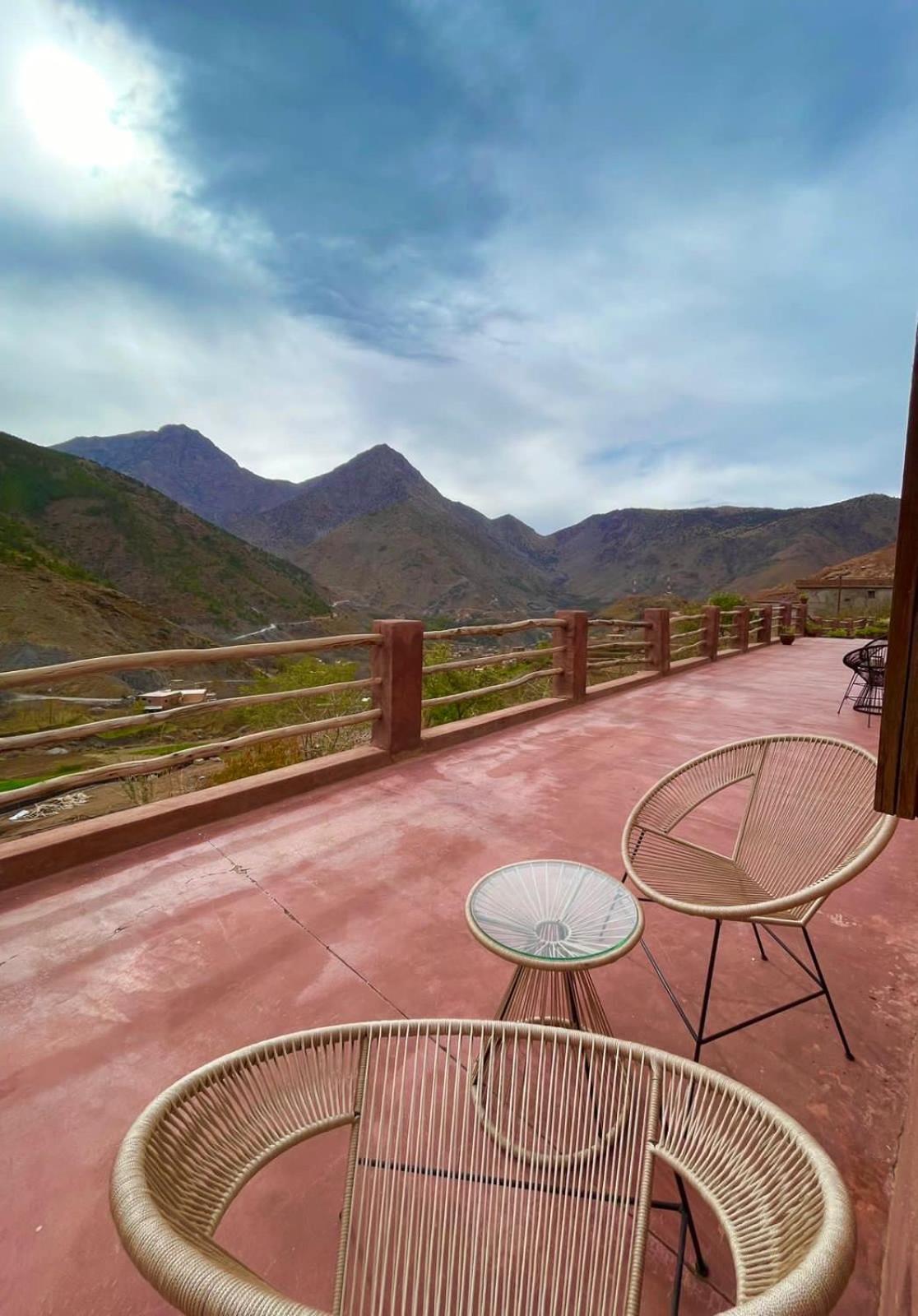 Готель Aux Lumieres Du Toubkal Light Of Toubkal Імліль Екстер'єр фото